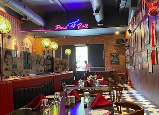 india/nashik/college-road/restaurant/tomato-s-nashik-restaurant-bar