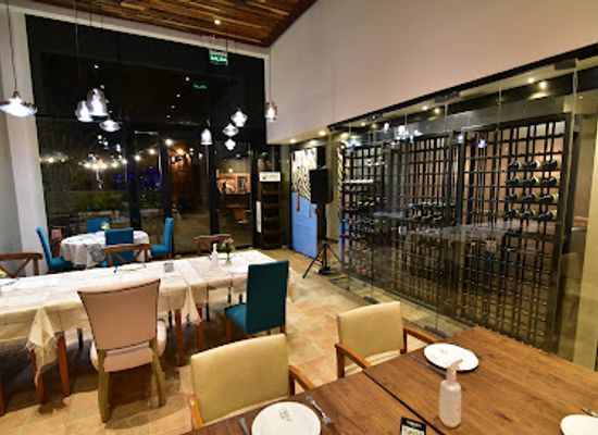 paraguay/asuncion/carmelitas/restaurant/takuare-e-brasas