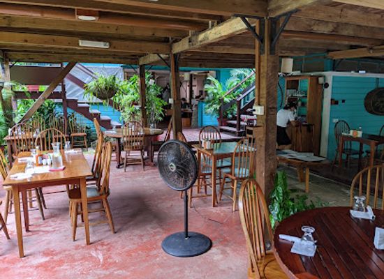 belize/lighthouse-reef-atoll/restaurant/the-guava-limb-restaurant-cafe