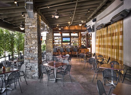 california/santa-clarita/restaurant/salt-creek-grille-valencia