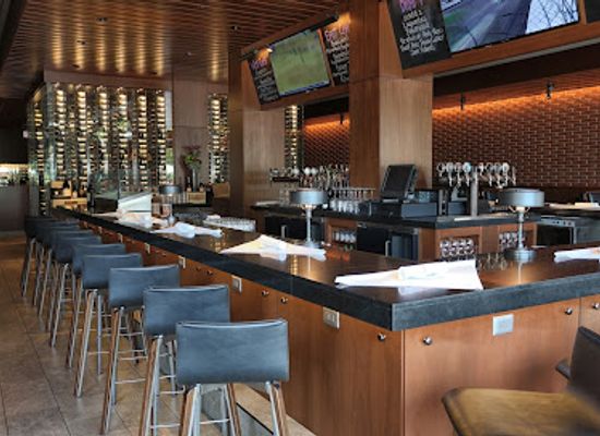 illinois/chicago/millennium-park/restaurant/remington-s