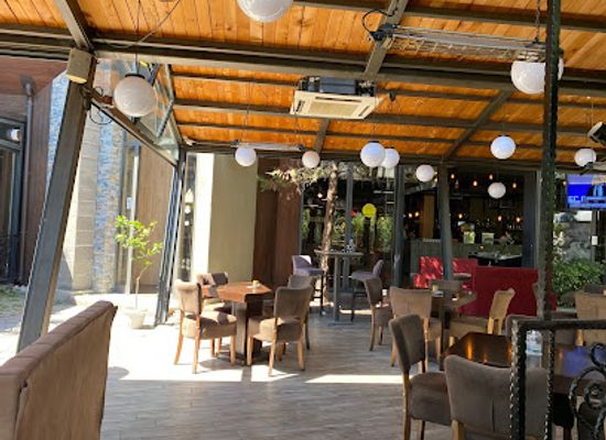 kosovo/llap/restaurant/che-bar-bistro
