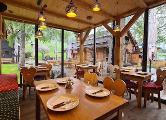 slovenia/kranjska-gora/restaurant/okrepcevalnica-lacni-kekec