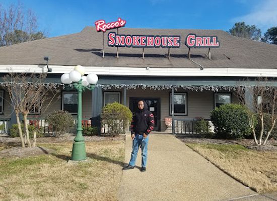 virginia/williamsburg/restaurant/rocco-s-smokehouse-grill