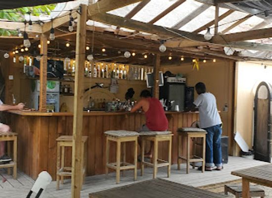 belize/northern-belize/restaurant/island-flavaz-restaurant-and-bar