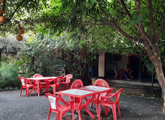rwanda/gisenyi/restaurant/peace-corner
