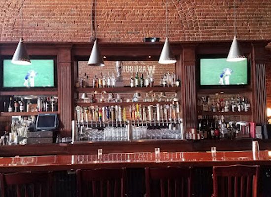 nebraska/loess-hills/restaurant/wilson-washburn