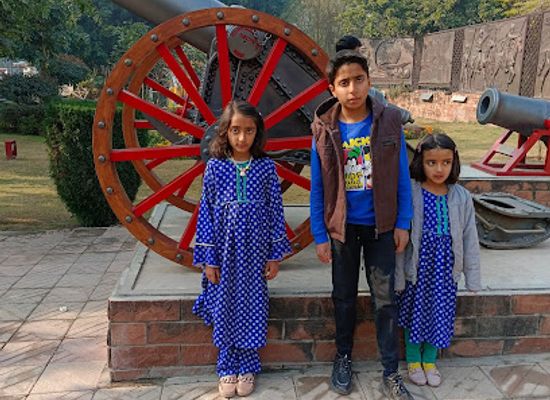 pakistan/rawalpindi/ayub-national-park/restaurant/eshaal-foods