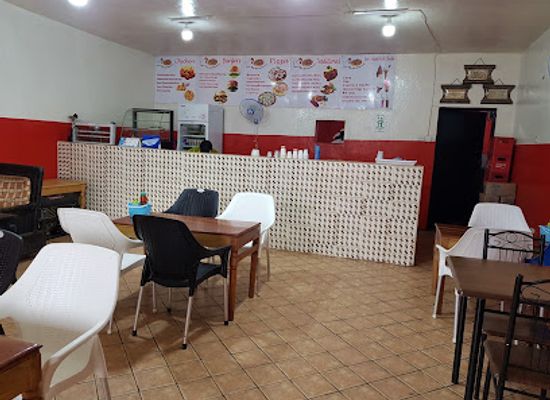 malawi/kasungu-plain/restaurant/chicken-pizza-hut-restaurant