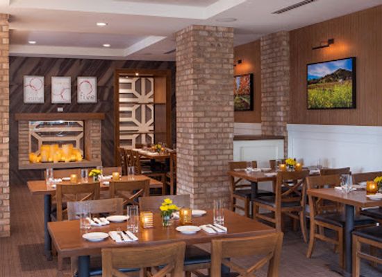 minnesota/driftless-area/restaurant/ninetwentyfive