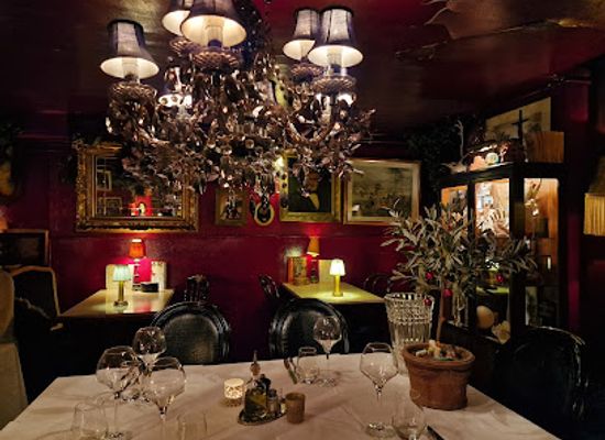 france/lyon/presqu-ile/restaurant/les-demoiselles-de-rochefort