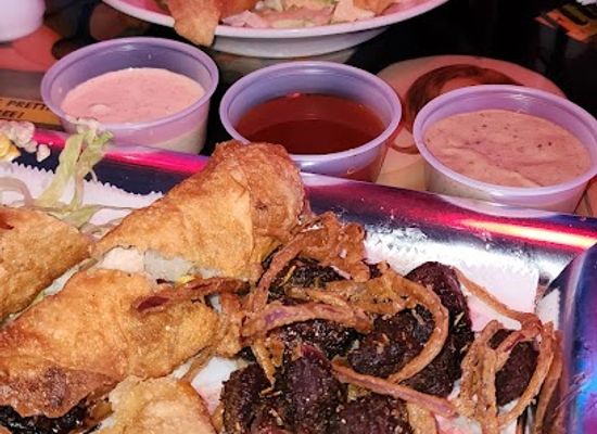 wisconsin/kenosha/restaurant/24-s-rumors-lounge