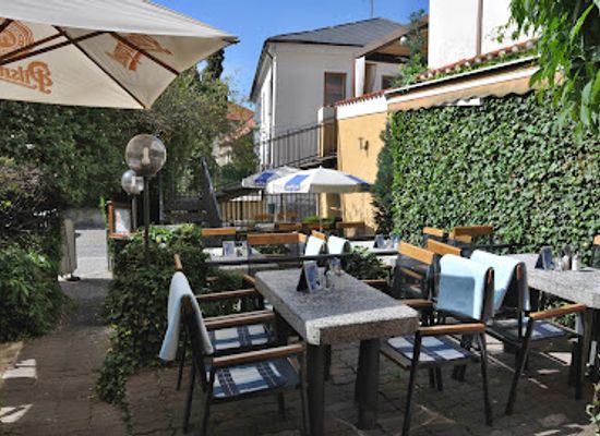 czechia/kutna-hora/restaurant/restaurant-cafe-harmonia-u-sv-jakuba