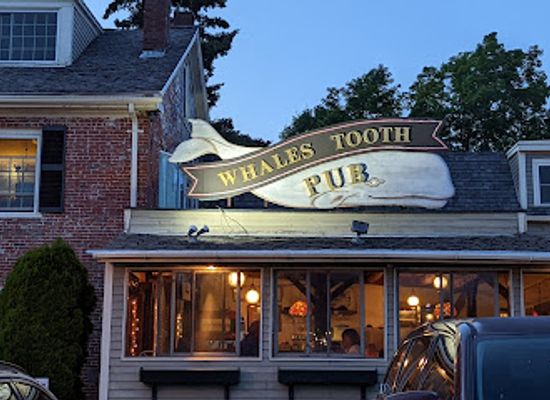 maine/camden/restaurant/whale-s-tooth-pub