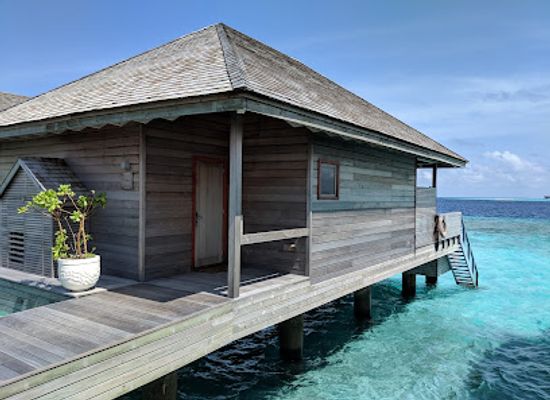 maldives/lhaviyani-atoll/restaurant/champagne-pavilion