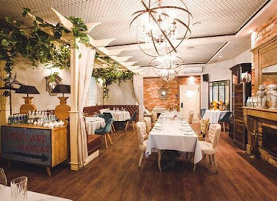 latvia/riga/central-district/restaurant/entresol