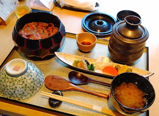 japan/kanazawa/restaurant/noto-gyu-hitsumabushi-ten-monzen