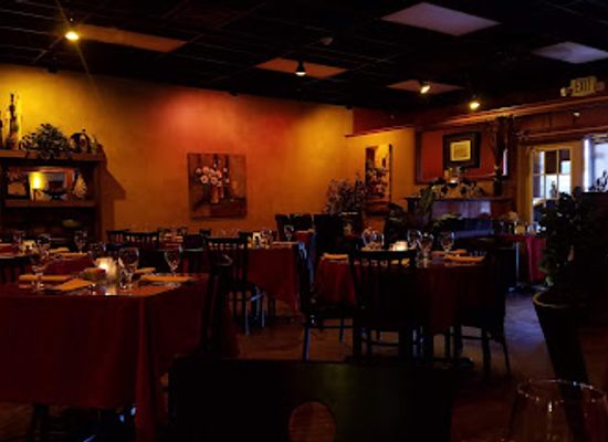 arkansas/hot-springs/restaurant/j-s-italian-villa