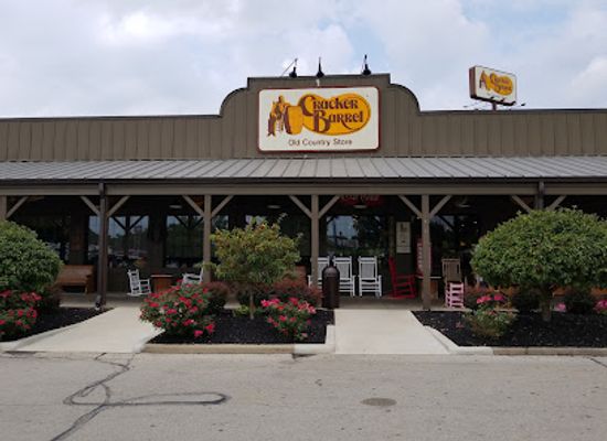 indiana/richmond/restaurant/cracker-barrel-old-country-store