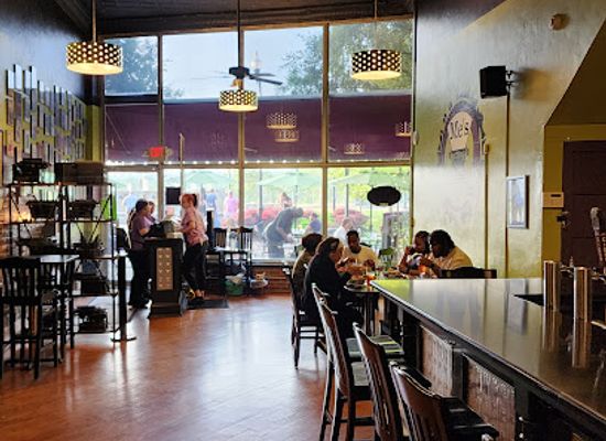 virginia/danville/restaurant/me-s-burgers-brews