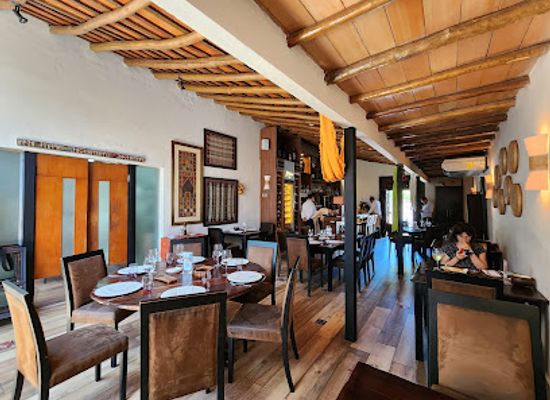paraguay/ypacarai-lake/restaurant/tierra-colorada-gastro