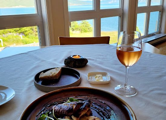 canada/newfoundland-and-labrador/restaurant/the-black-spruce-restaurant