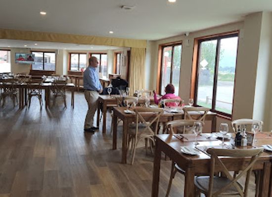 chile/aysen-region/restaurant/restaurant-rio-cisnes
