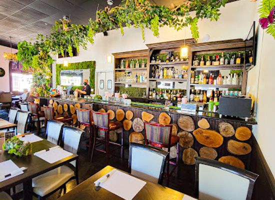 california/san-gabriel-valley/restaurant/lunas