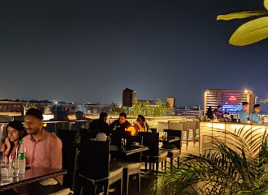 india/nagpur/restaurant/ruoofh-180o