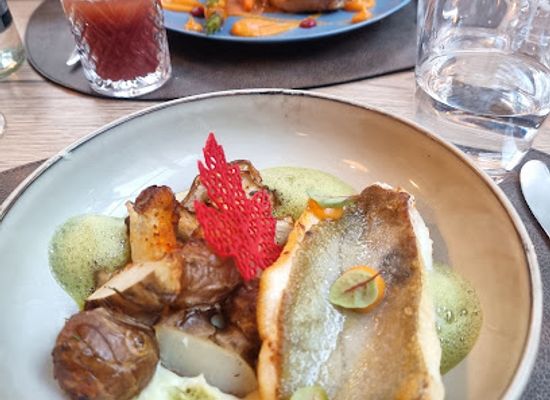 switzerland/geneva/carouge/restaurant/maison-rouge
