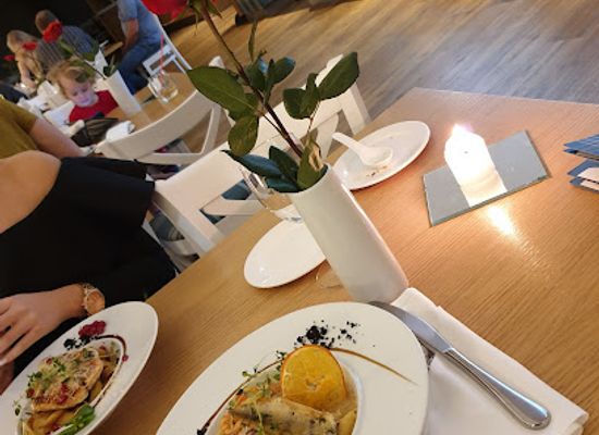 estonia/parnu/restaurant/brasserie