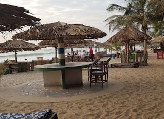 the-gambia/kombo-central/restaurant/rainbow-beach-bar-and-lodge