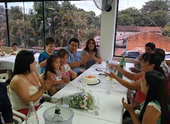 paraguay/cerro-akati/restaurant/churrasqueria-brasil