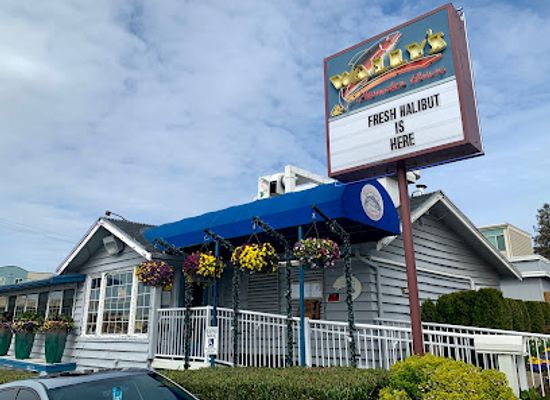 washington/central-washington/restaurant/wally-s-chowder-house-broiler