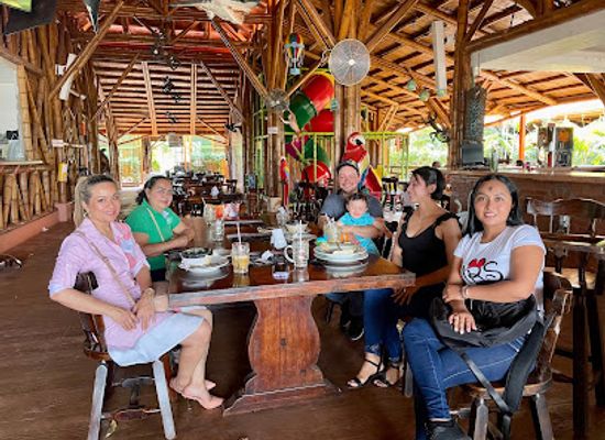 colombia/vichada-department/restaurant/cayenas-club