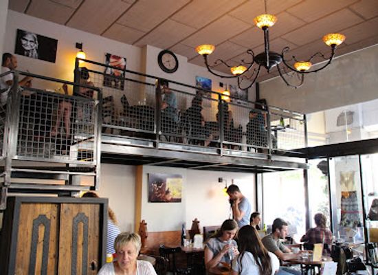 israel/jerusalem/restaurant/nocturno