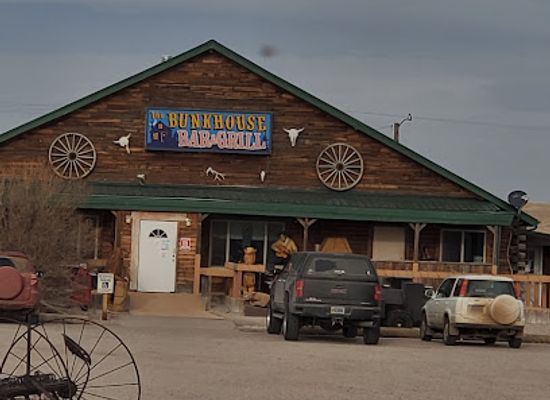 wyoming/laramie-county/restaurant/outlaw-saloon
