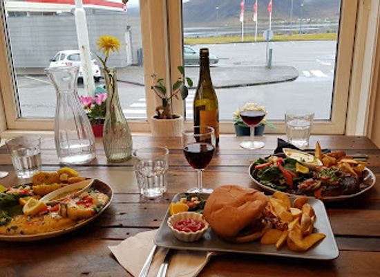 iceland/isafjordur/restaurant/husio