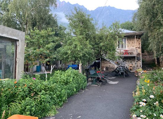 georgia/khevi/restaurant/lunch-at-maia