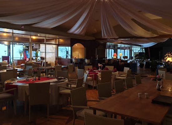 indonesia/papua/restaurant/lupa-lelah-club