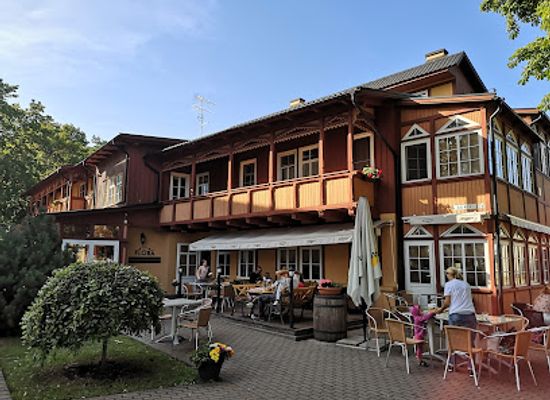 lithuania/nida-beach/restaurant/flora
