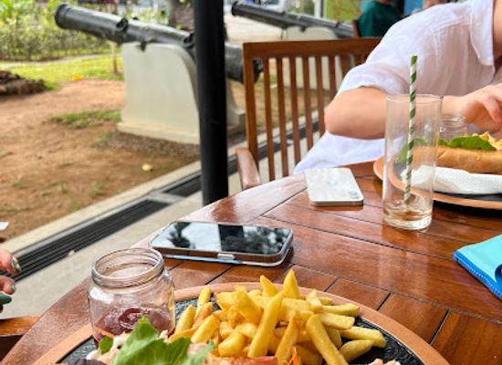 seychelles/ile-d-aurore/restaurant/lansiv-cafe