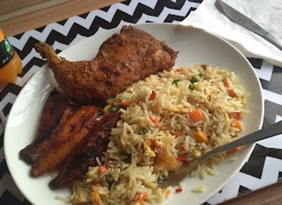 nigeria/onitsha/restaurant/chicken-lounge
