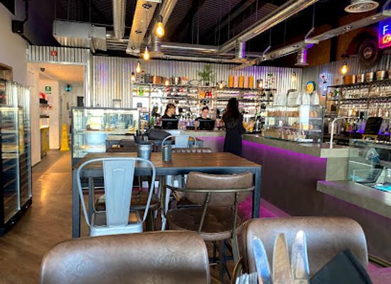 united-kingdom/west-glamorgan/restaurant/the-front