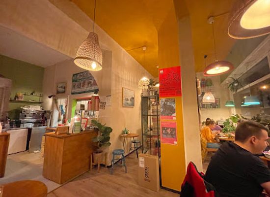 germany/nuremberg/gostenhof/restaurant/regenzeit