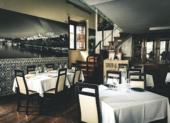 portugal/coimbra/alta-de-coimbra/restaurant/restaurante-o-trovador