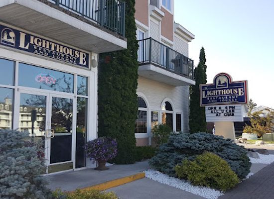 michigan/northern-michigan/restaurant/the-lighthouse-restaurant