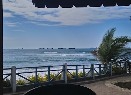 ecuador/santa-elena-region/restaurant/santa-elena