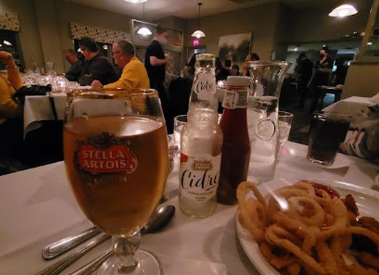 iowa/dubuque/restaurant/moracco-supper-club