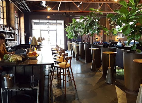 tennessee/duck-river-valley/restaurant/5th-taylor